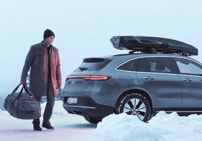 ”Przewóz_nart_w_samochodzie”