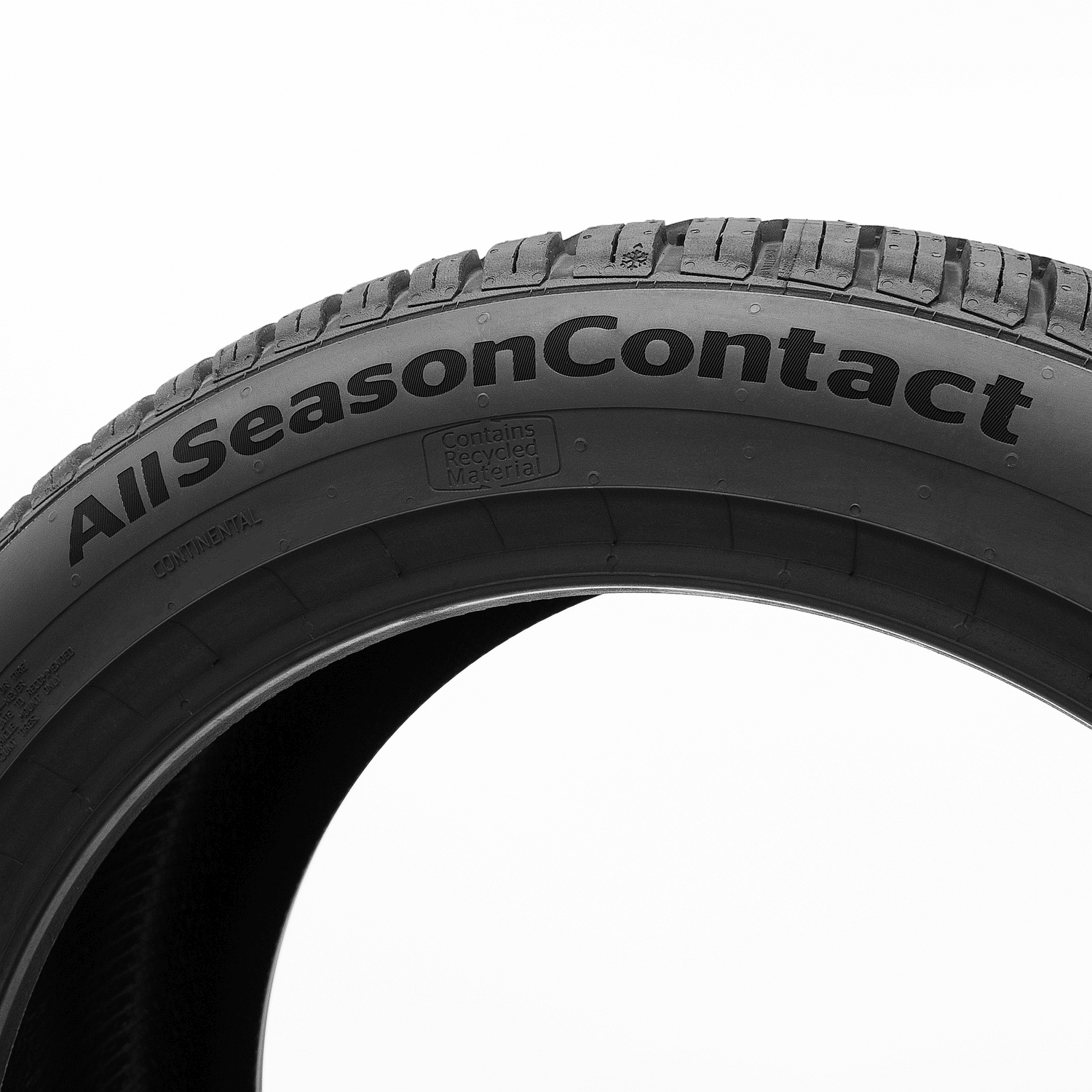 Galeria_Continental_Continental AllSeasonContact_4