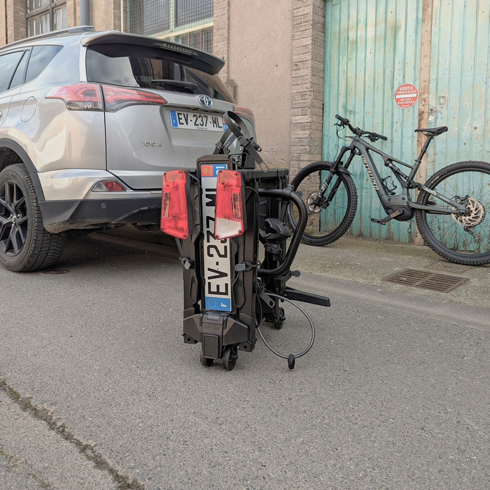 ”Łatwe_przechowywanie_platformy_rowerowej”