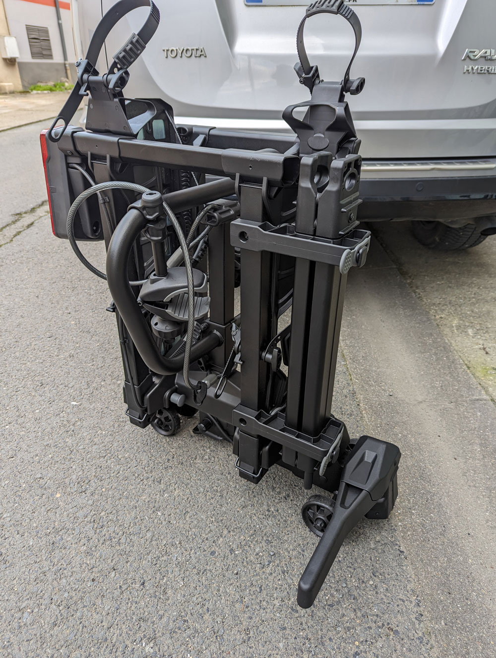 ”Łatwe_przechowywanie_platformy_rowerowej”