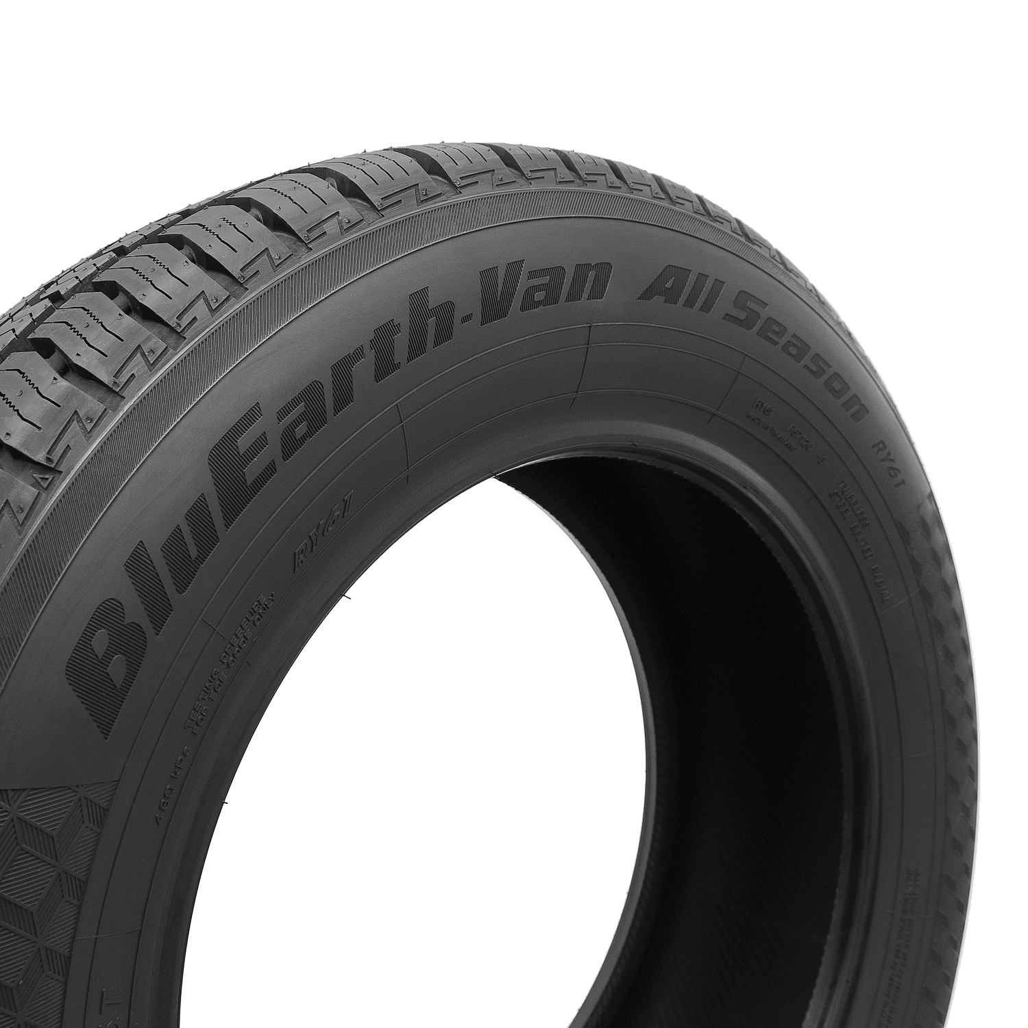 Galeria_Yokohama_Yokohama BluEarth-Van All Season RY61_4